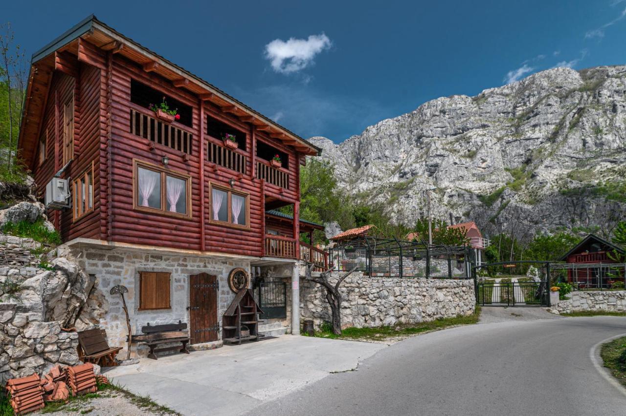Holiday Village Ostrog Nikšić Exterior foto